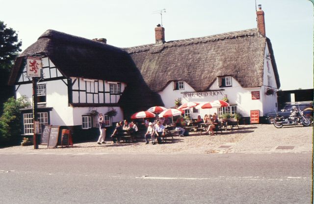 The Red Lion in Avebury