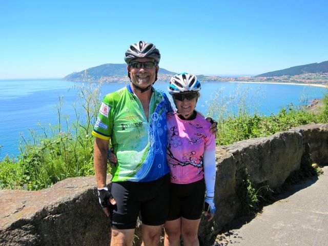 One last climb to go, Fisterra in the background