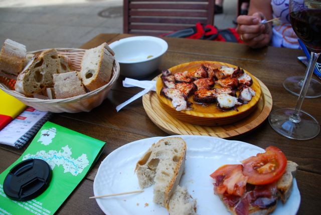 Jamon con Tomate and Pulpo
