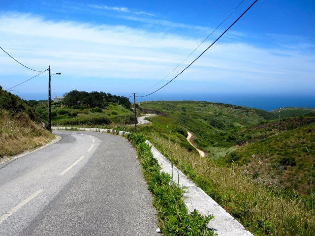 Road down to Cabo do Roca