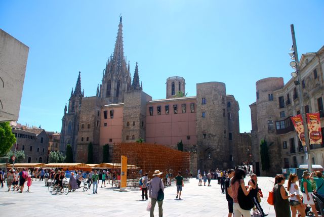 Roman Wall and Cathedral