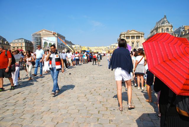 Lines for Security at Versailles