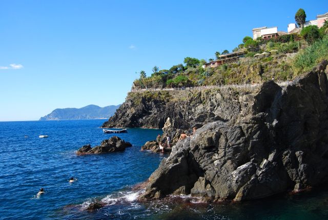 Manarola Harbor and Coastline