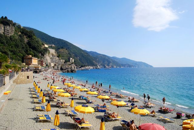Monterosso Resort Beach