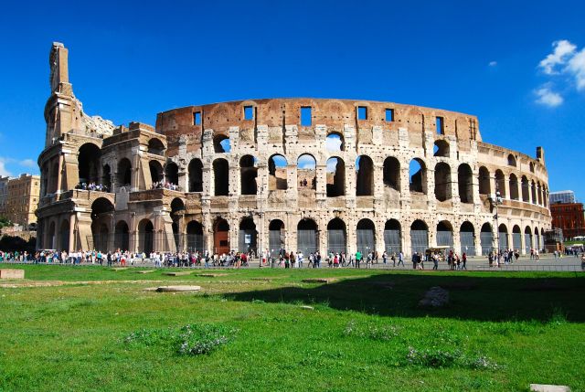 Colosseum Exterior 