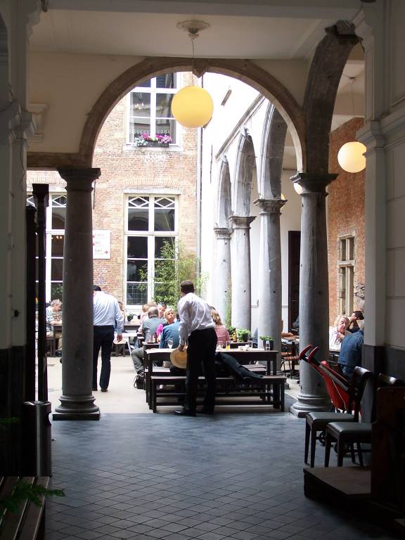 De Groote Courtyard