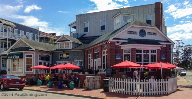 Full Moon Cafe and Brewery