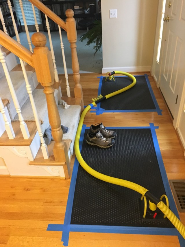 Special Mats to Remove Moisture from Hardwood Floors