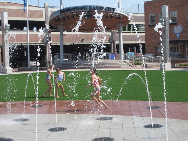 Kids in the Fountain.jpg