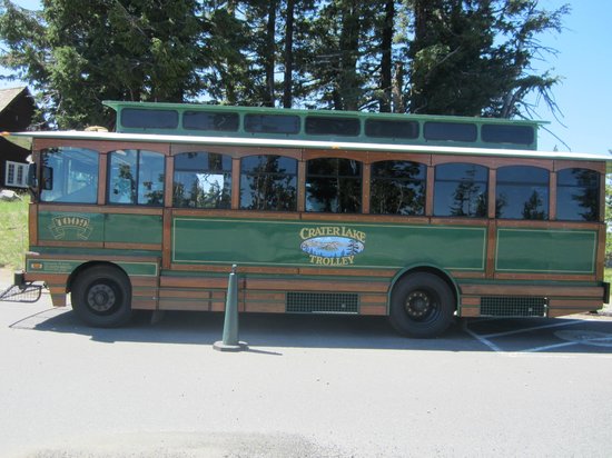 crater-lake-trolley
