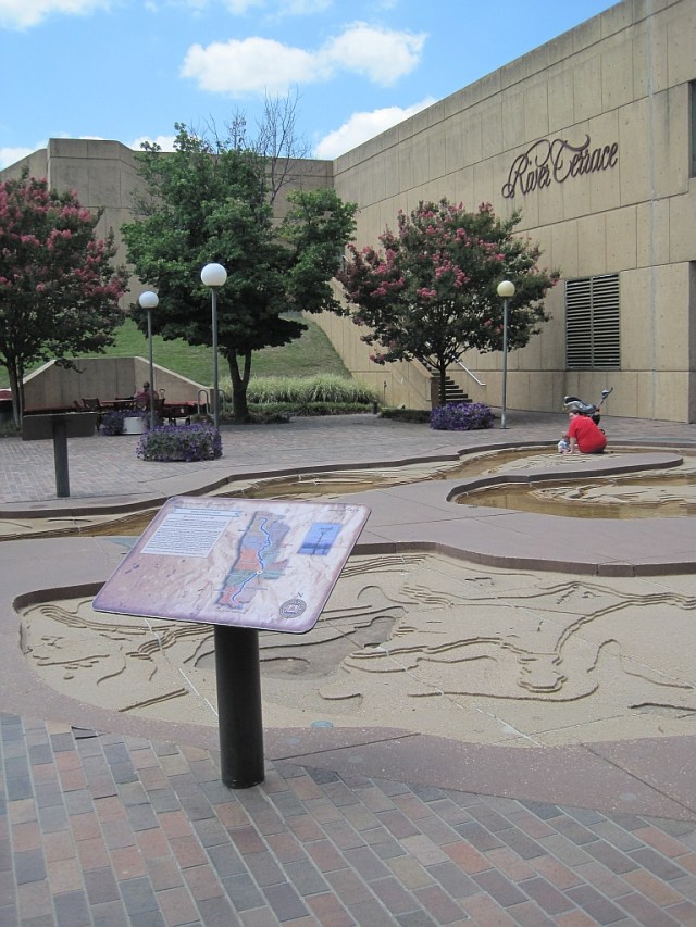 Mississippi_River_Park_Memphis_TN_004