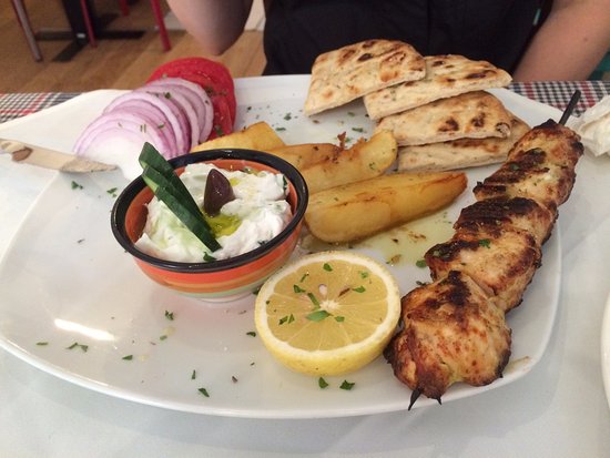 chicken-souvlaki-platter