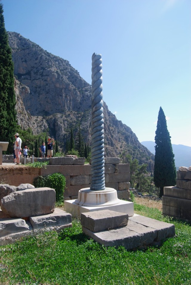 The Tripod of Platea