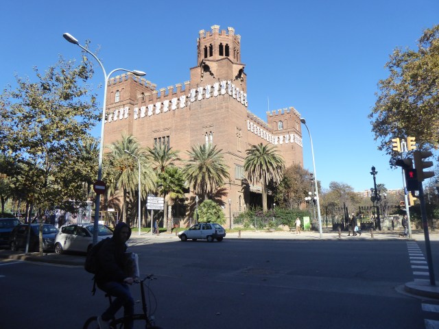 Castell dels Tres Dragons