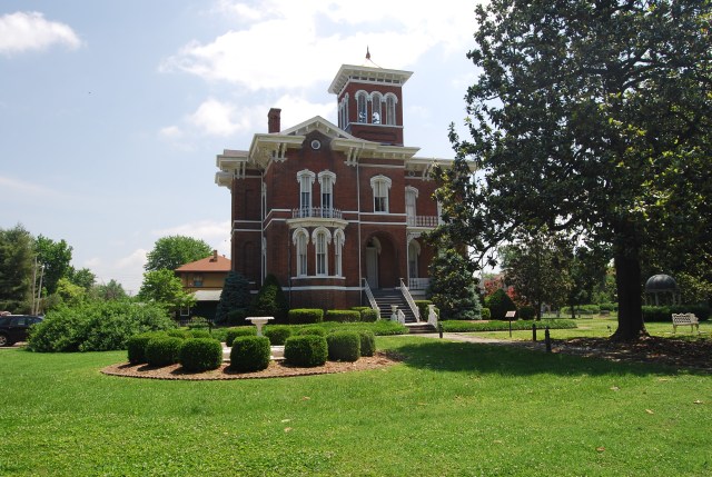 Magnolia Manor