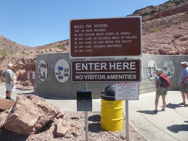 Trailhead at the Bridge