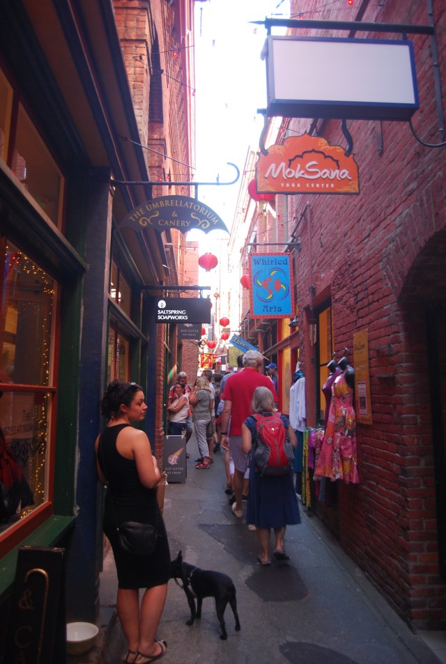 Fan Tan Alley