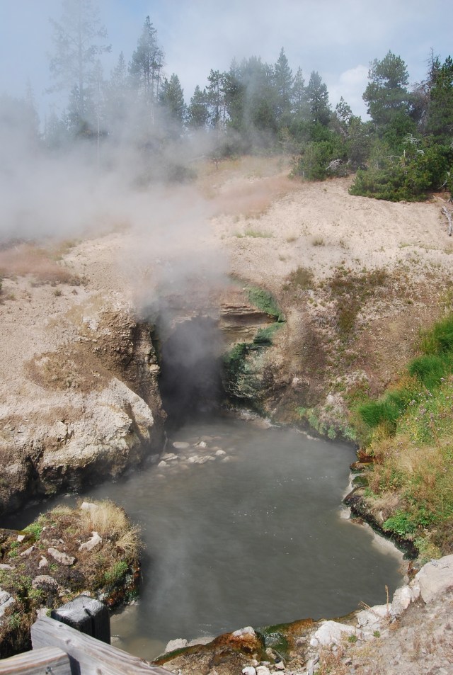 Dragon's Mouth Spring