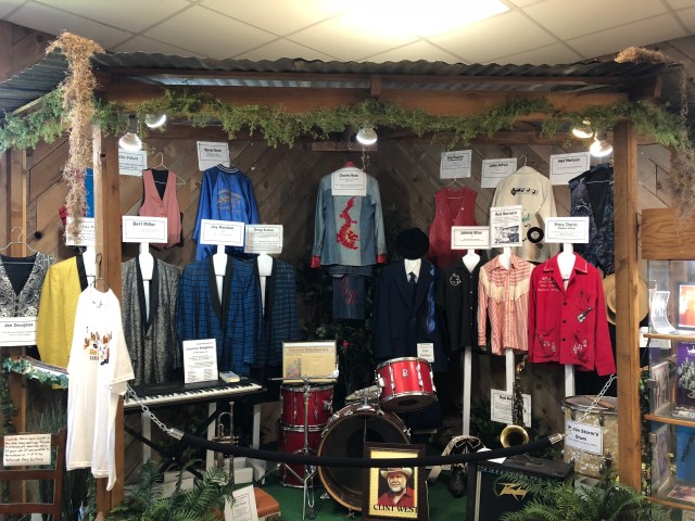 Swamp Pop Display