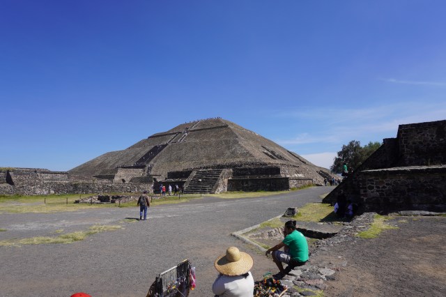 Watching Folks Take Selfies