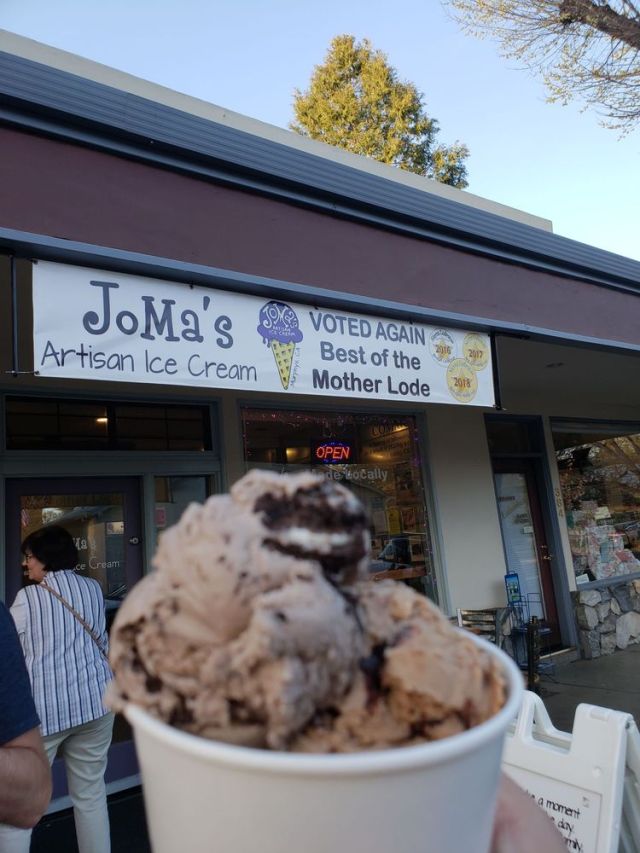 Jo Ma's Ice Cream